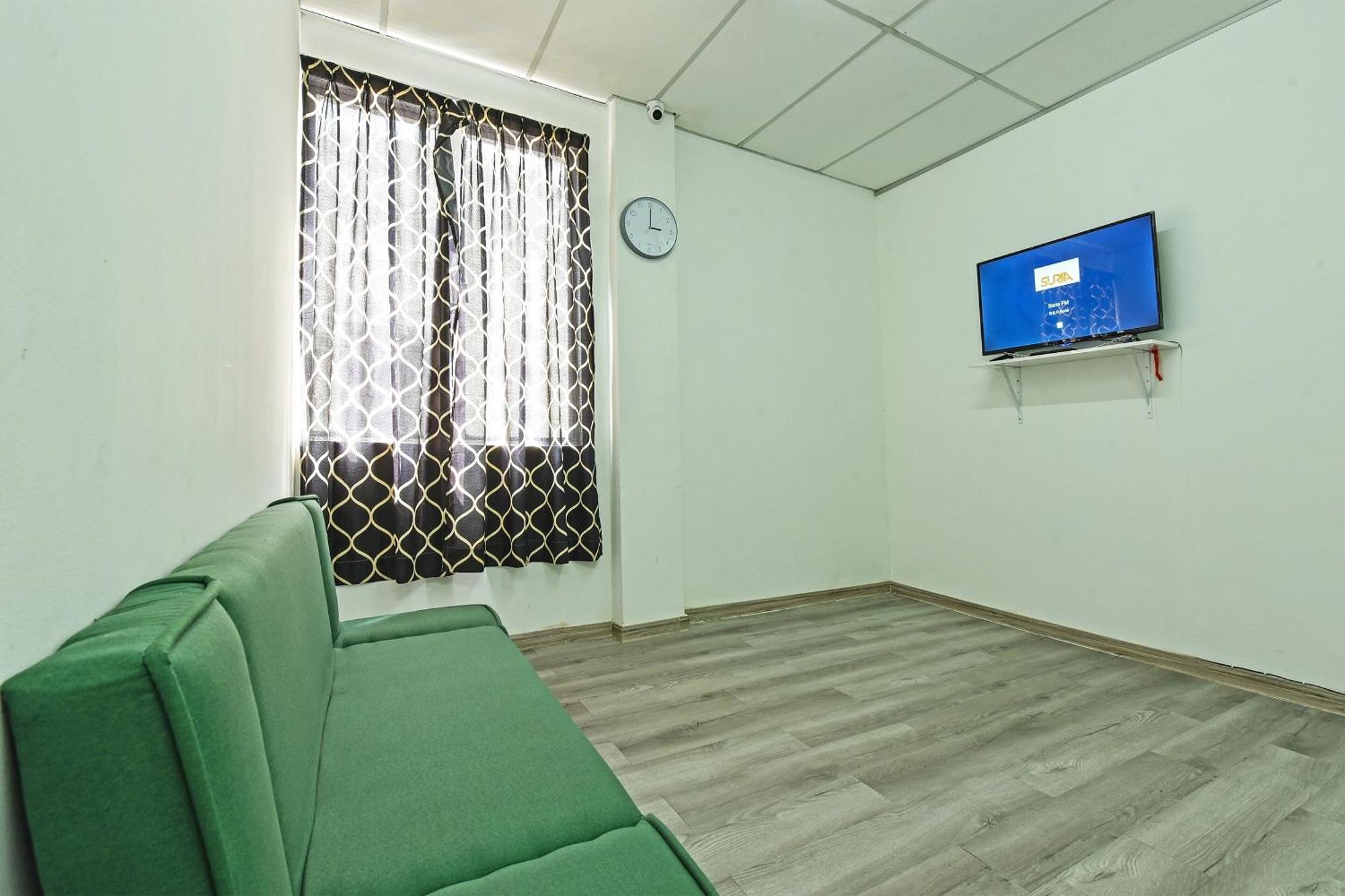 SPOT ON 90500 Sri Rampai Metro Hostel Kuala Lumpur Exterior foto